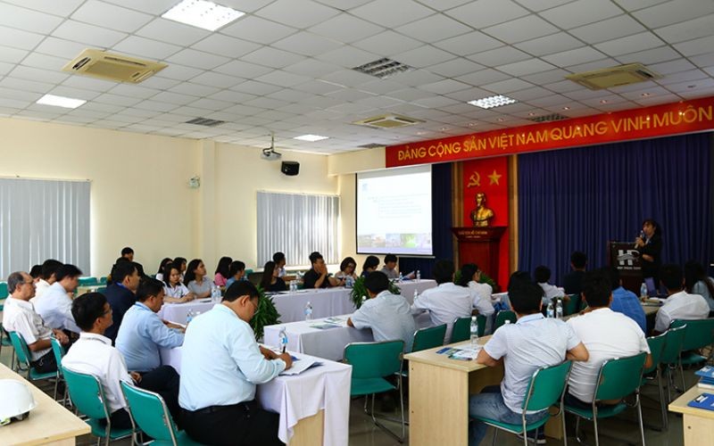 Chào Mừng Đoàn Học Viên Đại Học Fulbright Việt Nam Đến Tham Quan Khu Công Nghiệp Hiệp Phước | Hiep Phuoc 산업단지 주식회사