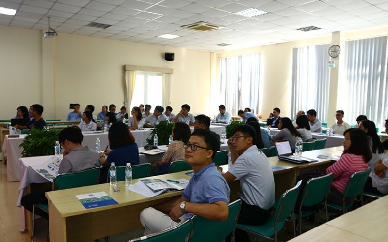 Chào Mừng Đoàn Học Viên Đại Học Fulbright Việt Nam Đến Tham Quan Khu Công Nghiệp Hiệp Phước | Hiep Phuoc 산업단지 주식회사