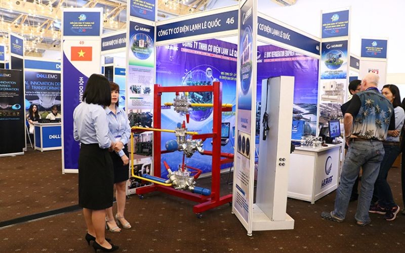 Khu Công Nghiệp Hiệp Phước Tham Dự Triển Lãm Diễn Đàn Kinh Tế Tp. Hcm 2018 | Hiep Phuoc 산업단지 주식회사