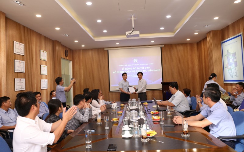 Lễ Công Bố Quyết Định Bổ Nhiệm Nhân Sự Quản Trị, Điều Hành Hipc | Hiep Phuoc 산업단지 주식회사
