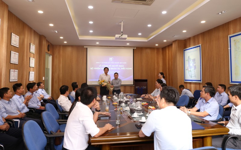 Lễ Công Bố Quyết Định Bổ Nhiệm Nhân Sự Quản Trị, Điều Hành Hipc | Hiep Phuoc 산업단지 주식회사