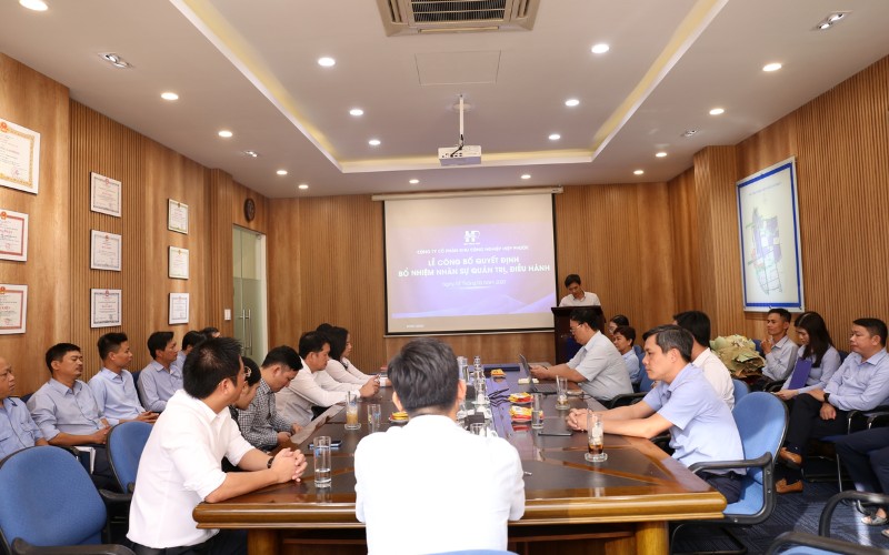 Lễ Công Bố Quyết Định Bổ Nhiệm Tổng Giám Đốc Công Ty Cp Kcn Hiệp Phước | Hiep Phuoc 산업단지 주식회사